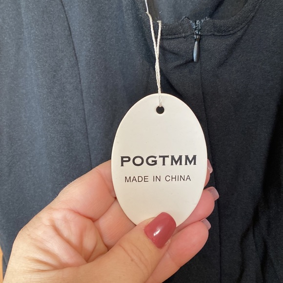 DONATED POGTMM black, off-the-shoulder/cold-shoulder , black dress. Size XXL - Picture 6 of 7